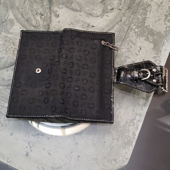 GUESS GLITZY WALLET - Picture 4 of 4